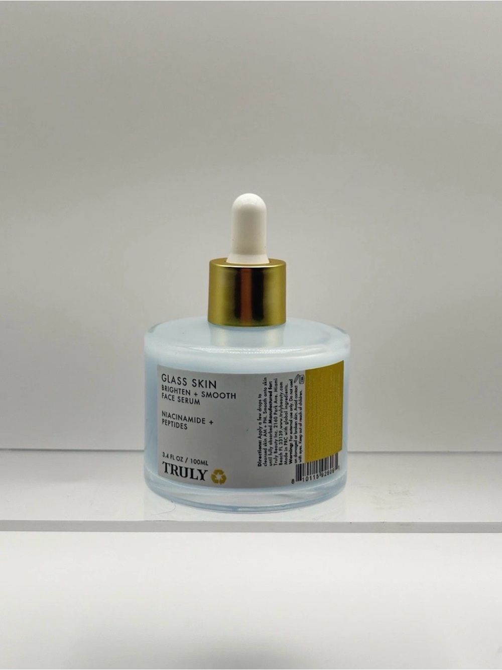 TRULY Glass Skin Brighten + Smooth Face Serum - White & Gold Accents